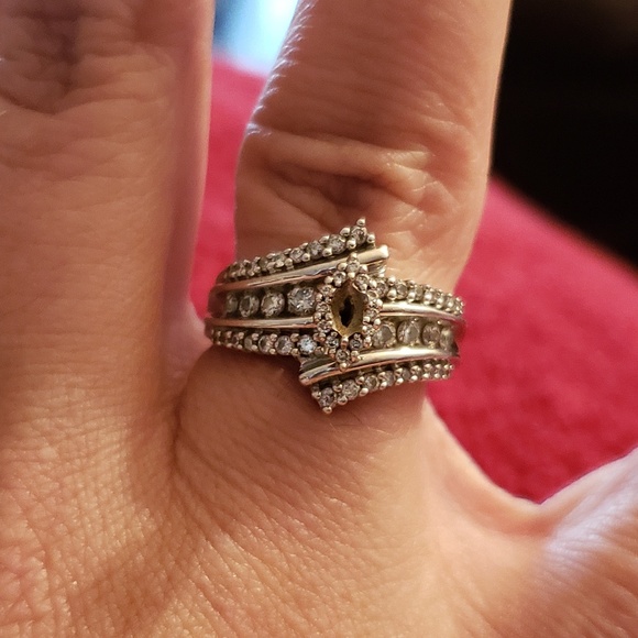 KEEPSAKE the Label Jewelry - 🆕️💝TRADED💝Keepsake Genuine Diamond Ring🆕️